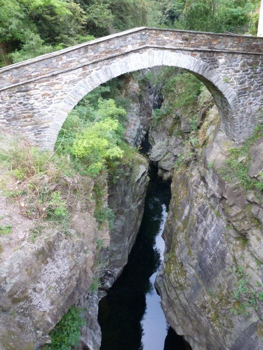 PERCORSO DEVOZIONALE: dal Lago Maggiore alla Valle Vigezzo attraverso la Valle Cannobina